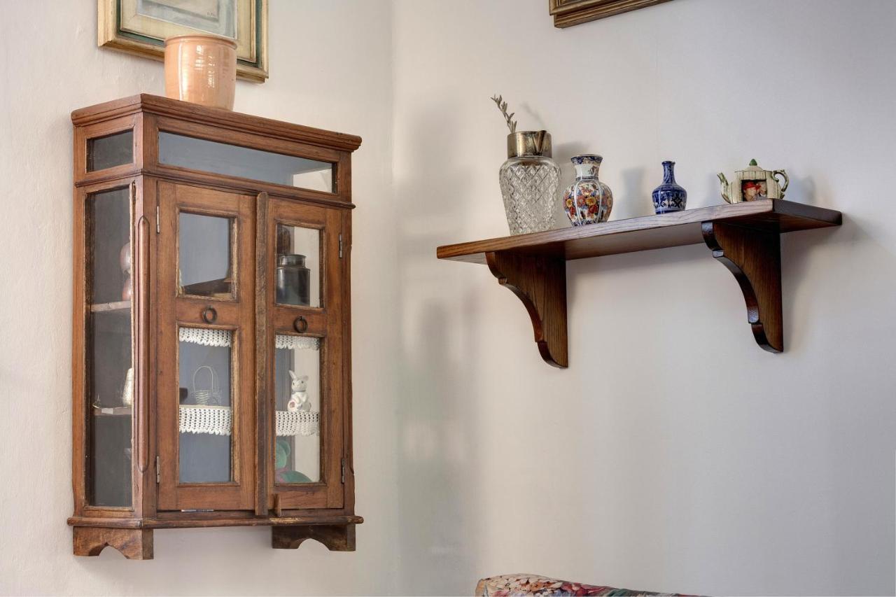 Florence Apartments Home Feeling Room photo